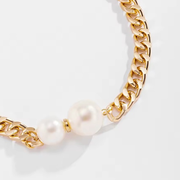Anthro Ginevra Pearl Gold Chain Statement Necklace - Picture 4 of 11